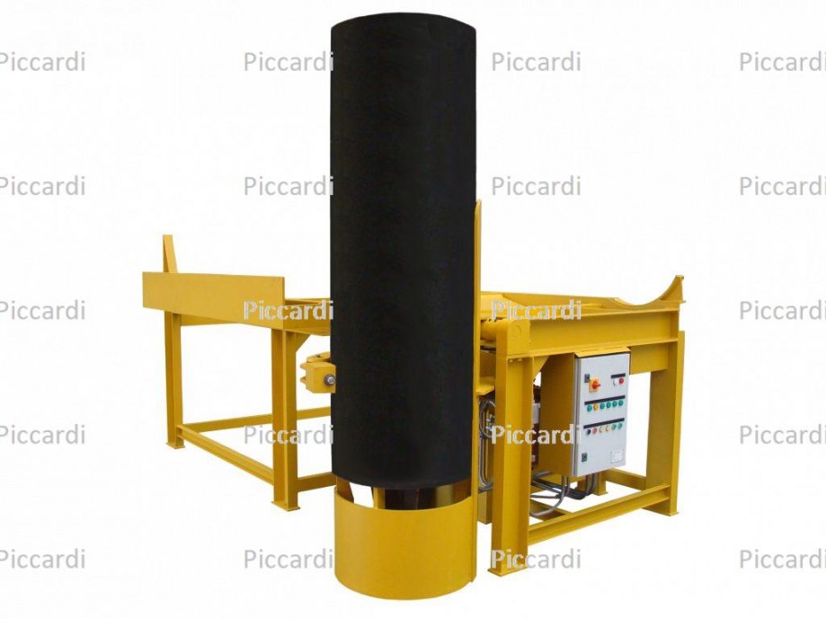 Electrode deposit and hoisting station_06